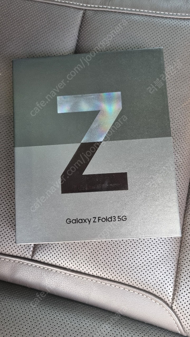 갤럭시 Z폴드 3 5G 256GB 단말 자급제용 팬텀 블랙컬러