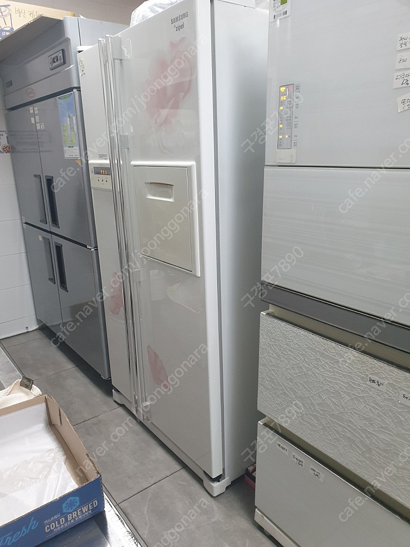 삼성전자 지펠 양문형냉장고 682리터