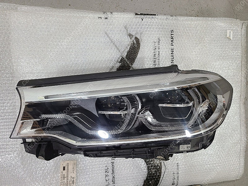 BMW 5시리즈 G30 운전석 어탭티브 LED 라이트