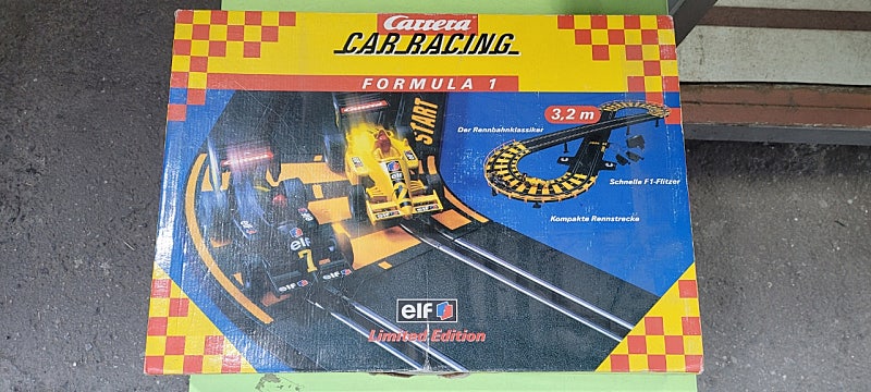 carrera car racing formula1