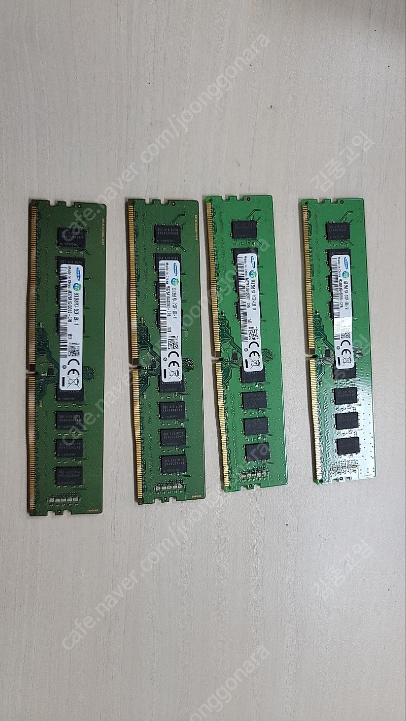 삼성DDR4 2133P 8gb RAM카드1장 팝니다--2