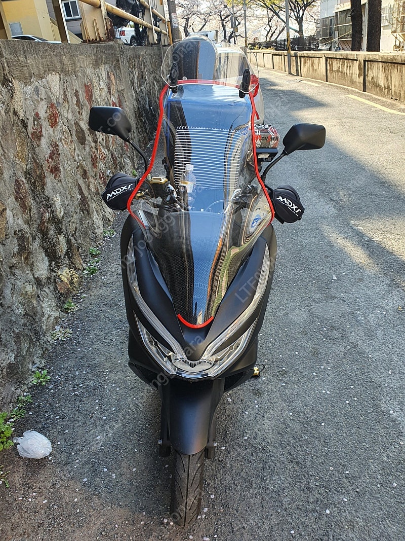 pcx 20 년식 부산 팝니다 배달셋팅티맥500 대차가능