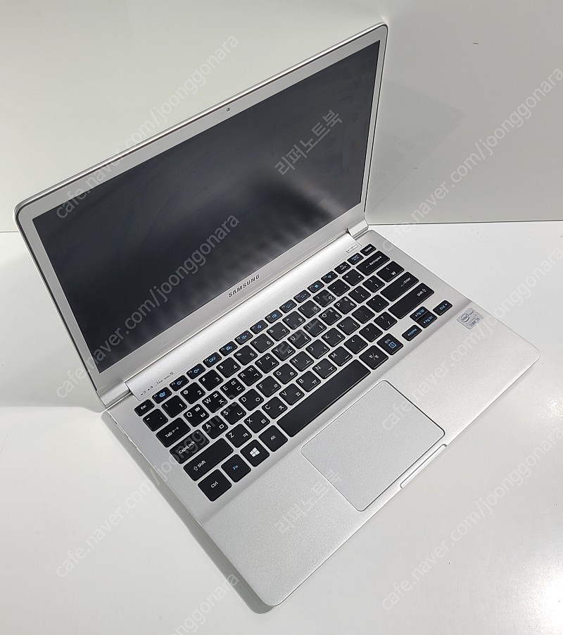 [판매]삼성전자 시리즈9 NT900X3D-A64 13인치 중고노트북