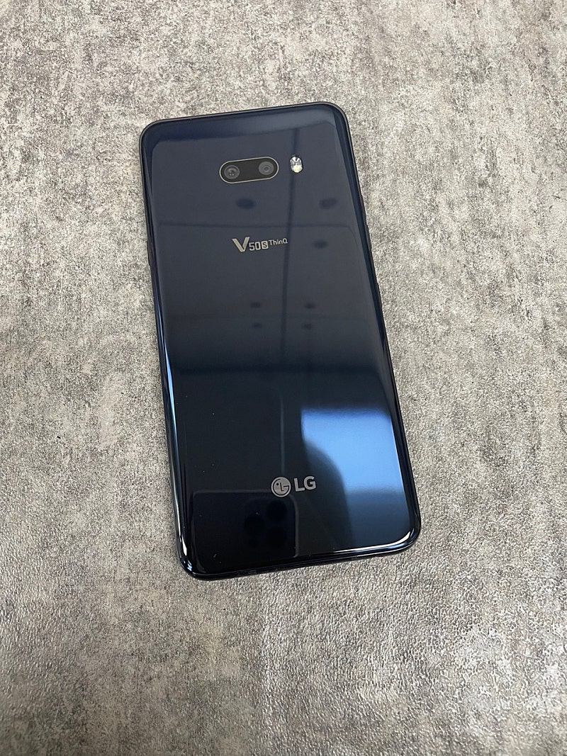 (새상품급)LG V50S 256기가 블랙 22년 2월개통 20만원 판매해요
