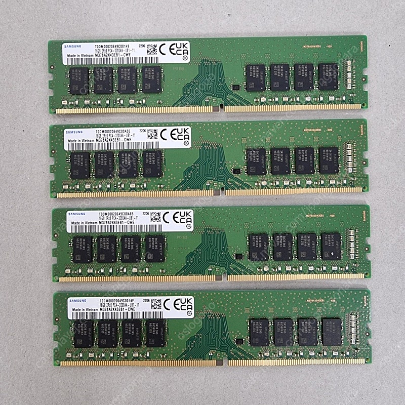 PC용 삼성 DDR4 25600 16기가 램 4개 팝니다