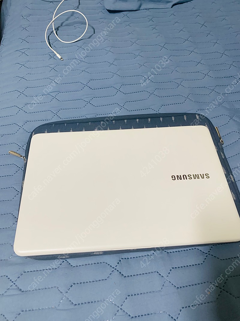 삼성 노트북9 NT900X5T-K58A(i5-8세대, 15인치, 8GB)