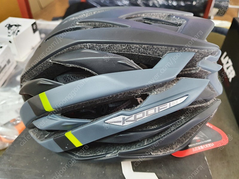 OGK WG-1 쿠푸 초경량 헬멧 자전거헬멧 로드헬멧 판매합니다 (새제품)