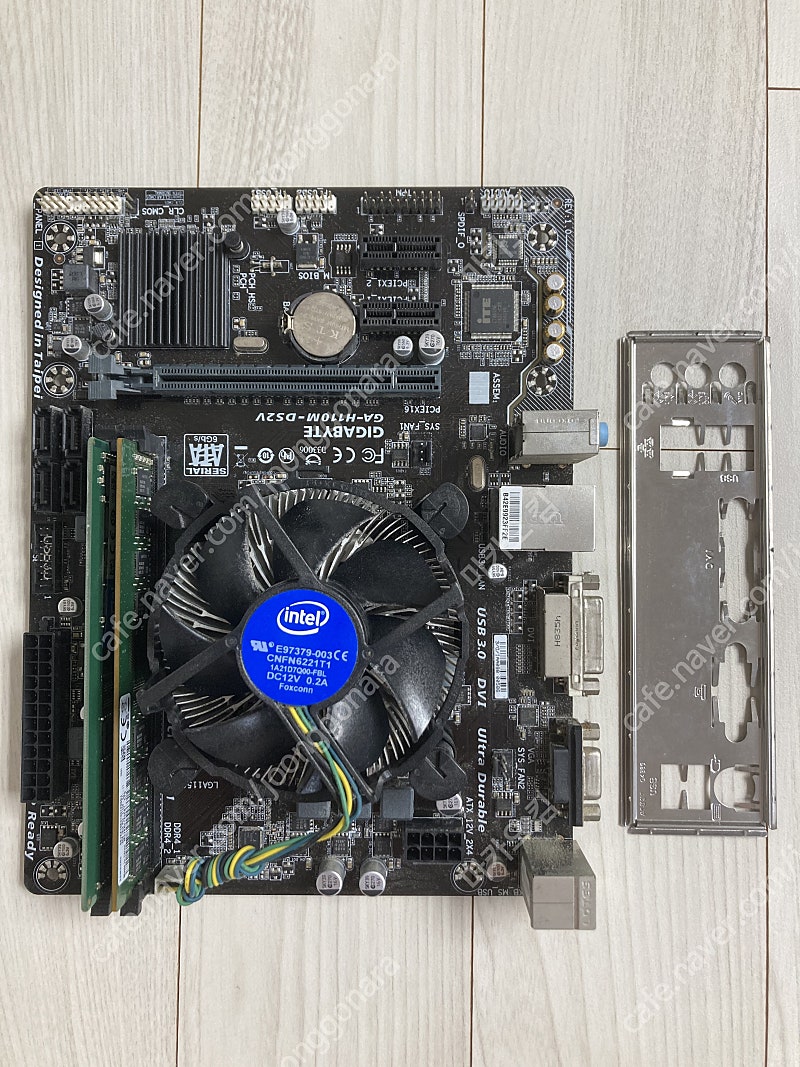 반본체(택포) ga-H110M-ds2v와 i5-6600와 8G