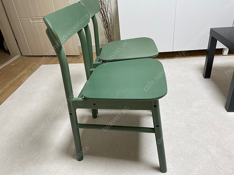 이케아 뢴닝에 의자 (그린) 2개 사용 거의 안함 (2개 125,000원 (춘천 후평동 직거래만)