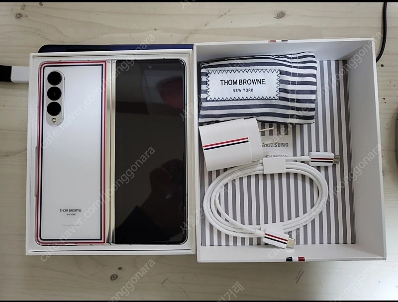삼성 갤럭시 Z 폴드 3 톰브라운 에디션 미국판 휴대폰 단품
