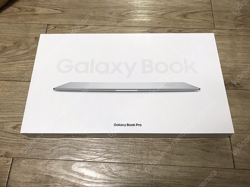 삼성 갤럭시북 프로 GalayBook Pro NT950XDC-X58S 풀박스 민트급 판매합니다 NT950XDC-XC58S 동일모델