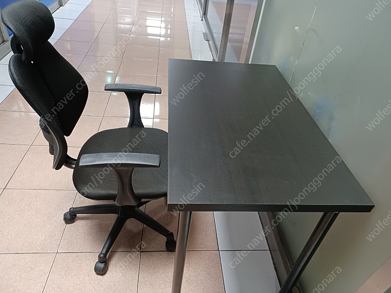 이케아책상+의자(3만원)