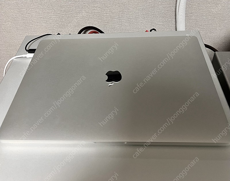 맥북프로 2019 16인치 고급형 i9/16G/1TB/...--2