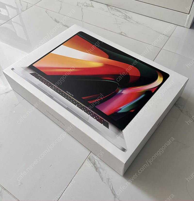 맥북프로 2019 16인치 고급형 i9/16G/1TB/...--3
