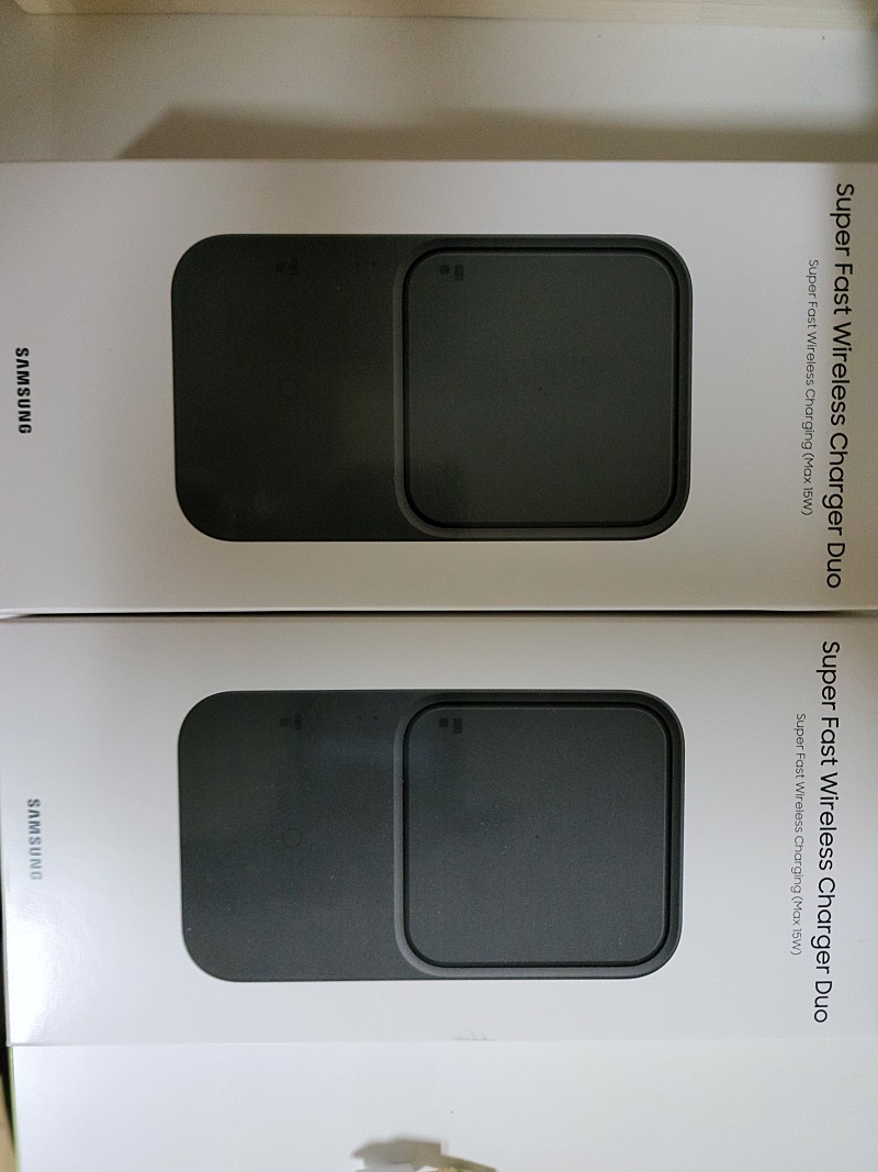 삼성 신형 15W 무선 고속충전기 듀오(EP-P5400) 블랙 미개봉 판매