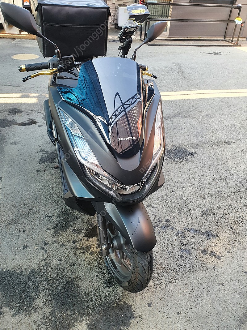 21년 PCX125 무광블랙 4천키로 판매