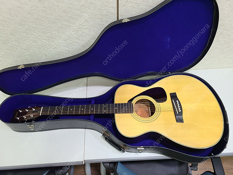 올드 야마하 FG-122 기타 판매합니다.