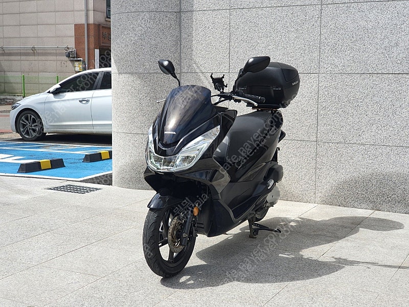 15년식 PCX125 짧은키로수 A급 저렴하게 판매합니다.