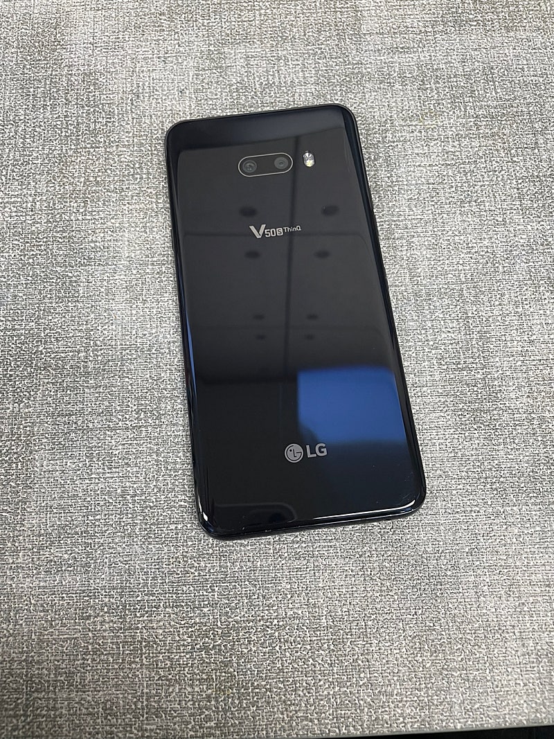 LG V50S 256기가 블랙 무잔상 깨끗한 단말기 13만원 판매합니다