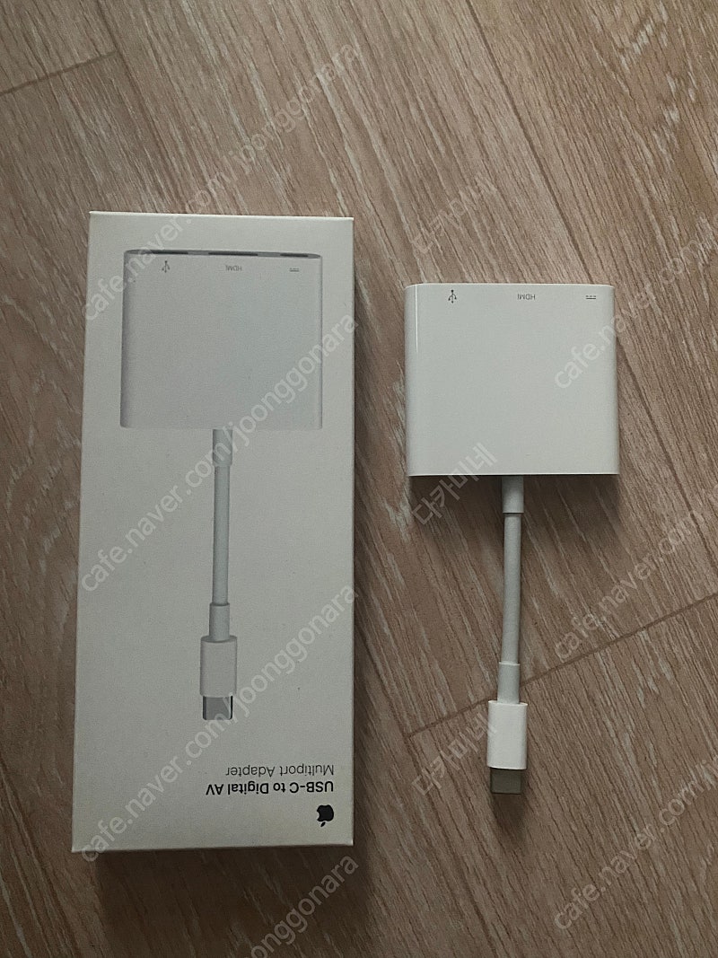 맥북에어 M1 13인치 / 8GB / SSD256 스그...--4