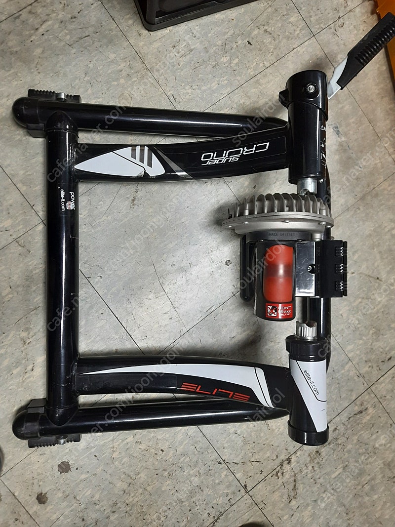 실내자전거 트네이너 ELITE super crono 30,000원 - 성수동