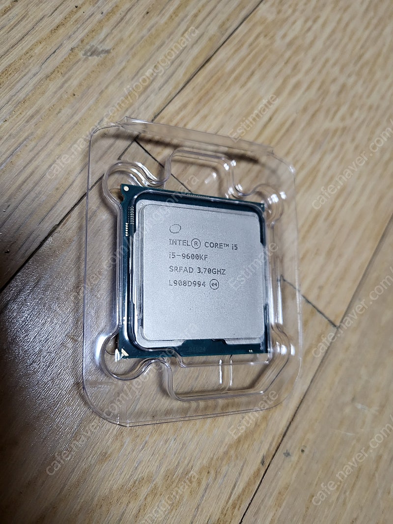 INTEL i5 9600KF 팝니다.