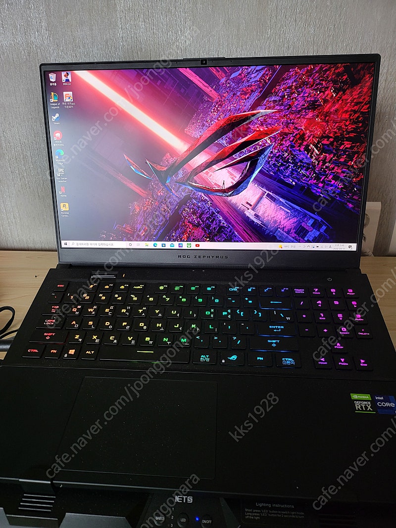 아수스 제피러스 S17 GX703HS