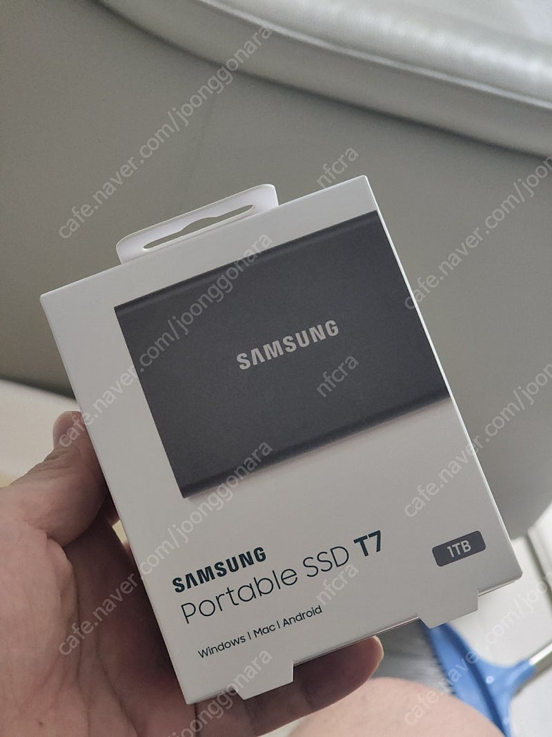 삼성 포터블 SSD T7 1TB 미개봉신품 팝니다!