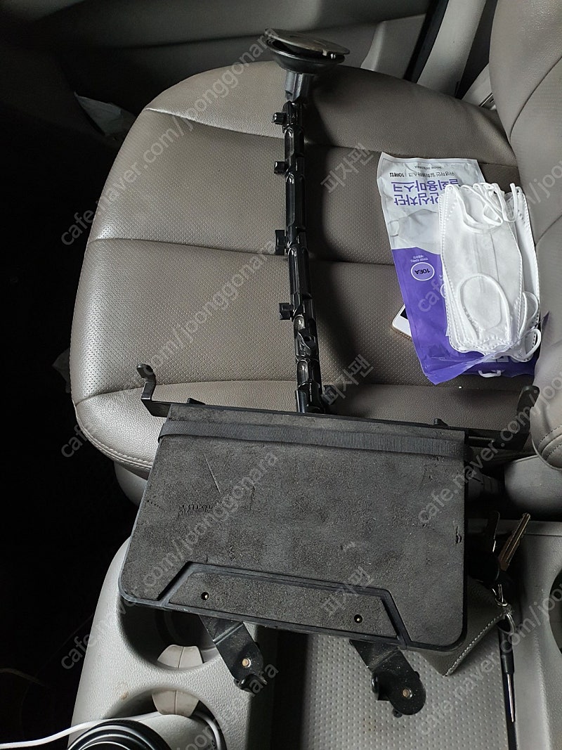 차량 노트북 거치대 마운트 4만원--1