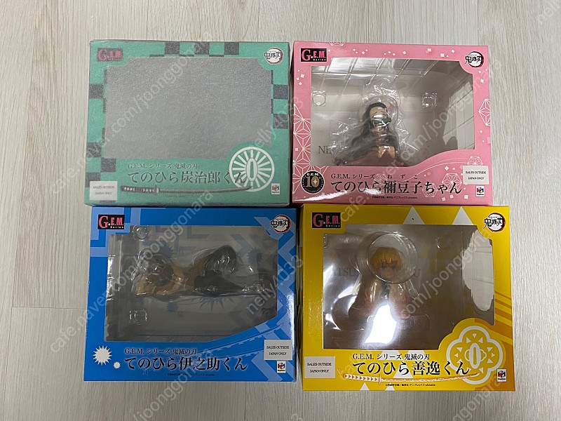 귀멸 메가하우스 손바닥 시리즈 일괄 판매 (네즈코/탄지로/젠이츠/이노스케)
