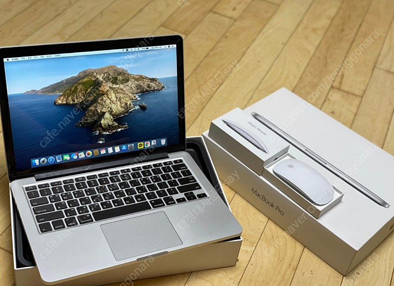 2015 맥북프로 13인치 중급형모델 + 애플마우스 2 판매합니다.