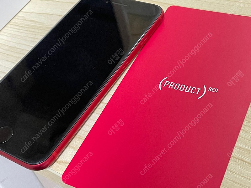 아이폰 SE2 64GB (PRODUCT)RED 팝니다.