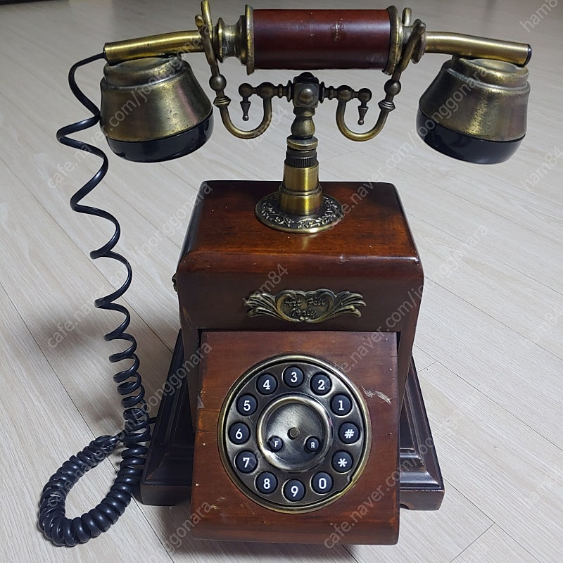 오래된 전화기