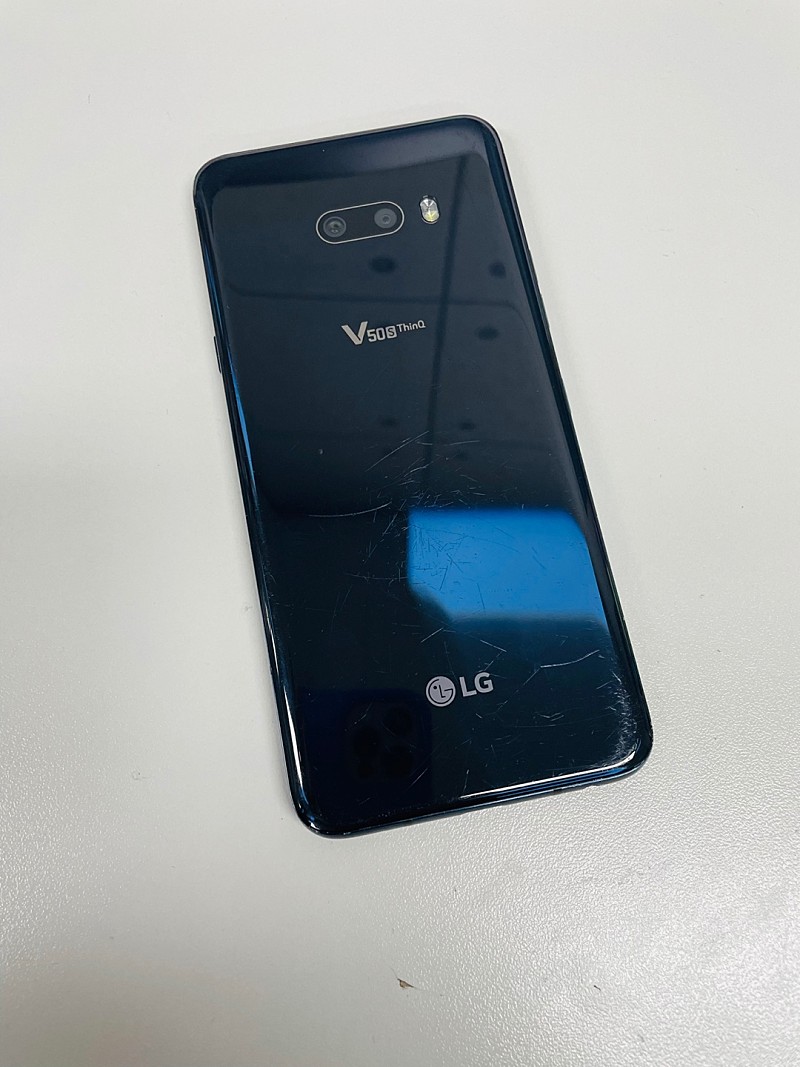 LG V50S 256기가 블랙 액정 미세파손 7만원 판매합니다