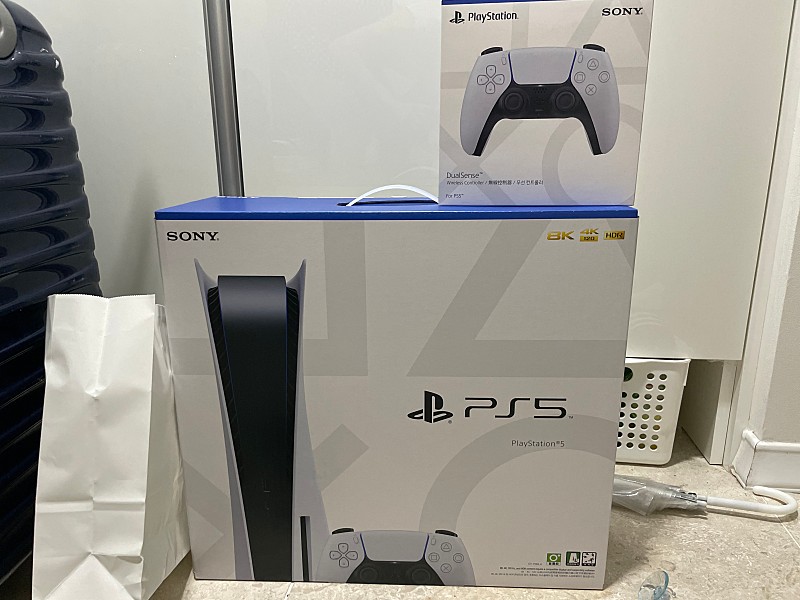 미개봉)PlayStation5 Disk 디스크에디션+추가 듀얼센스 팝니다.