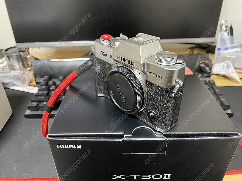후지필름 X-T30ii(실버)+18-55mm F2.8-4 팝니다.