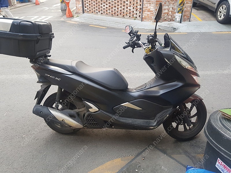 20년식 pcx125팝니다.