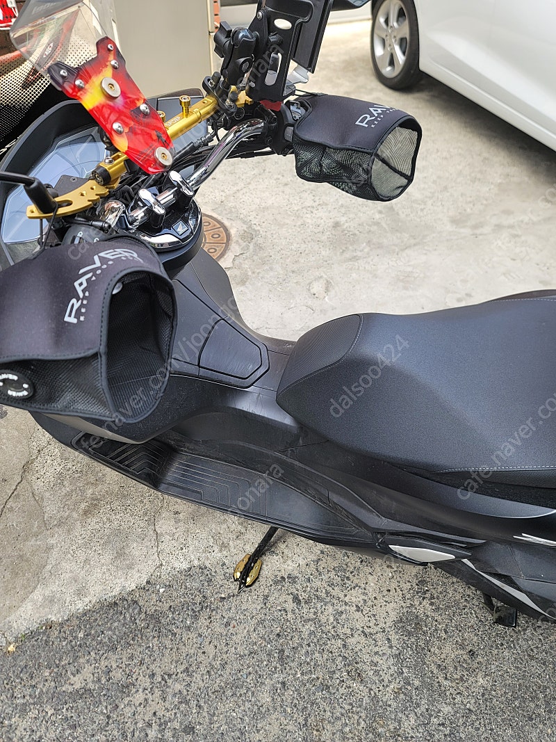 부산 pcx 21년식 판매합니다.