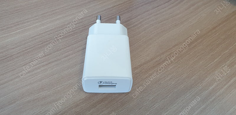 충전기 USB 타입 (2,200원) 이어폰(3,300원...--2