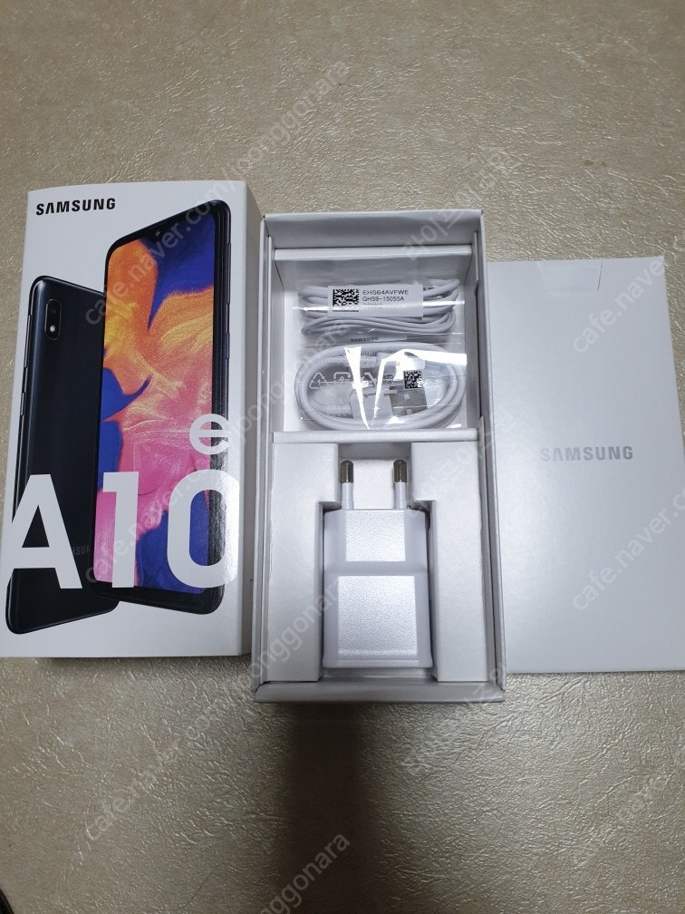 갤럭시 a10e 32g 블랙 팝니다