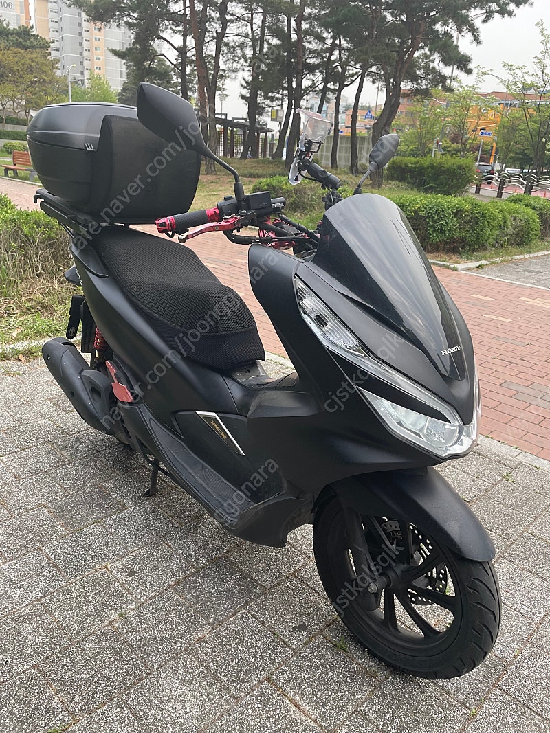 pcx125 20년식 판매 합니다.