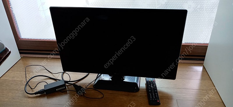 LG 24인치 tv 팝니다--1