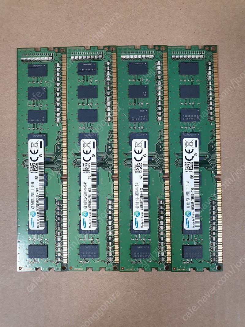 DDR3 삼성 4GB RAM(메모리) 4장 판매 합니다.