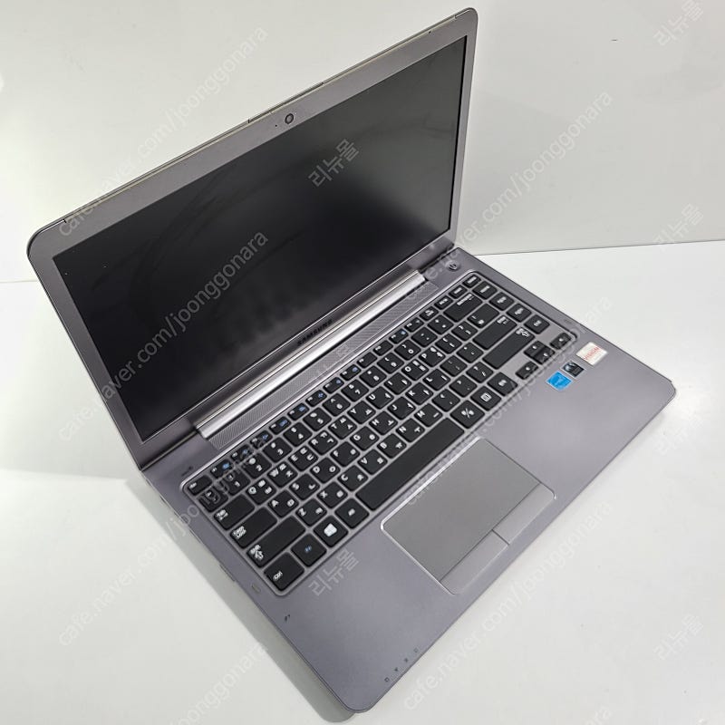 [판매]삼성 울트라 NT535U4C-A8W 13인치 중고노트북 가성비