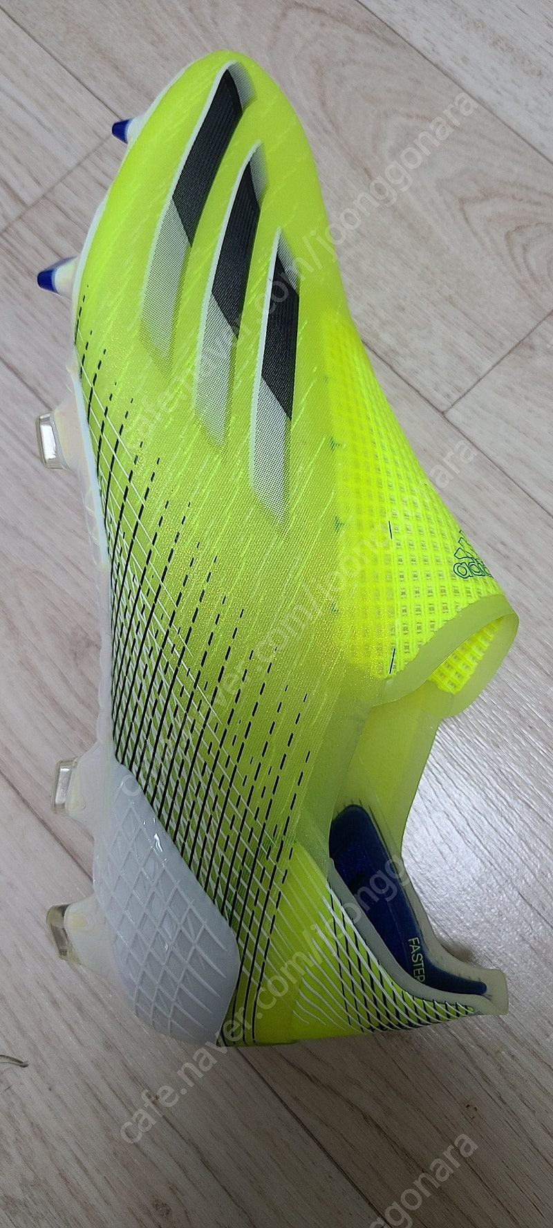 미사용 아디다스 x 고스티드 + fg 265 축구화 판...--2