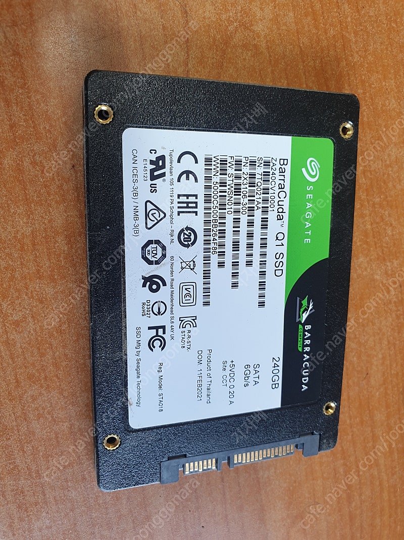 21년식 씨게이트 바라쿠다 q1 ssd 240g 팝니다