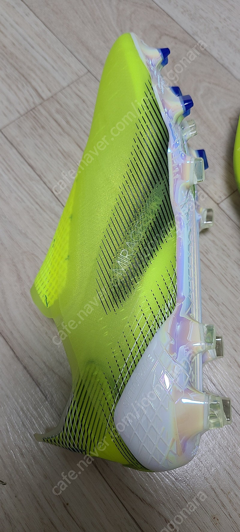 미사용 아디다스 x 고스티드 + fg 265 축구화 판...--3