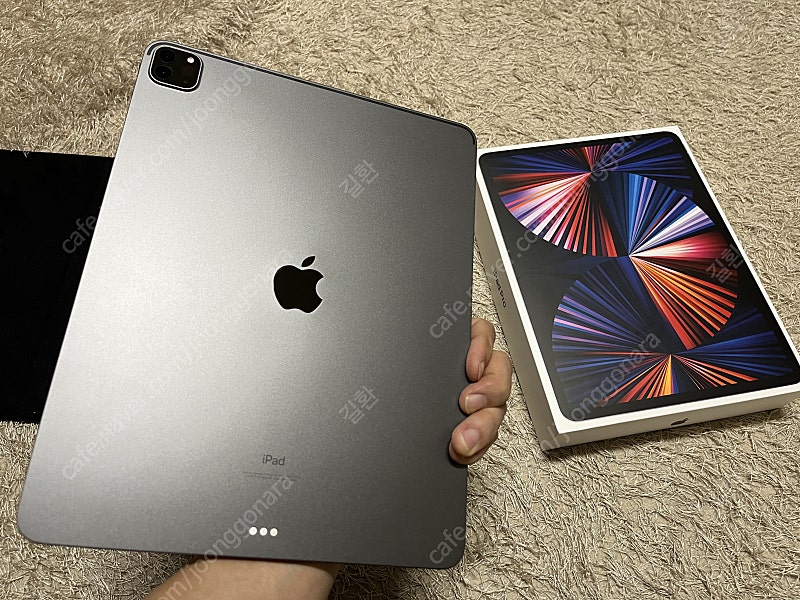 아이패드 프로 5세대 12.9 스그 128G Wifi