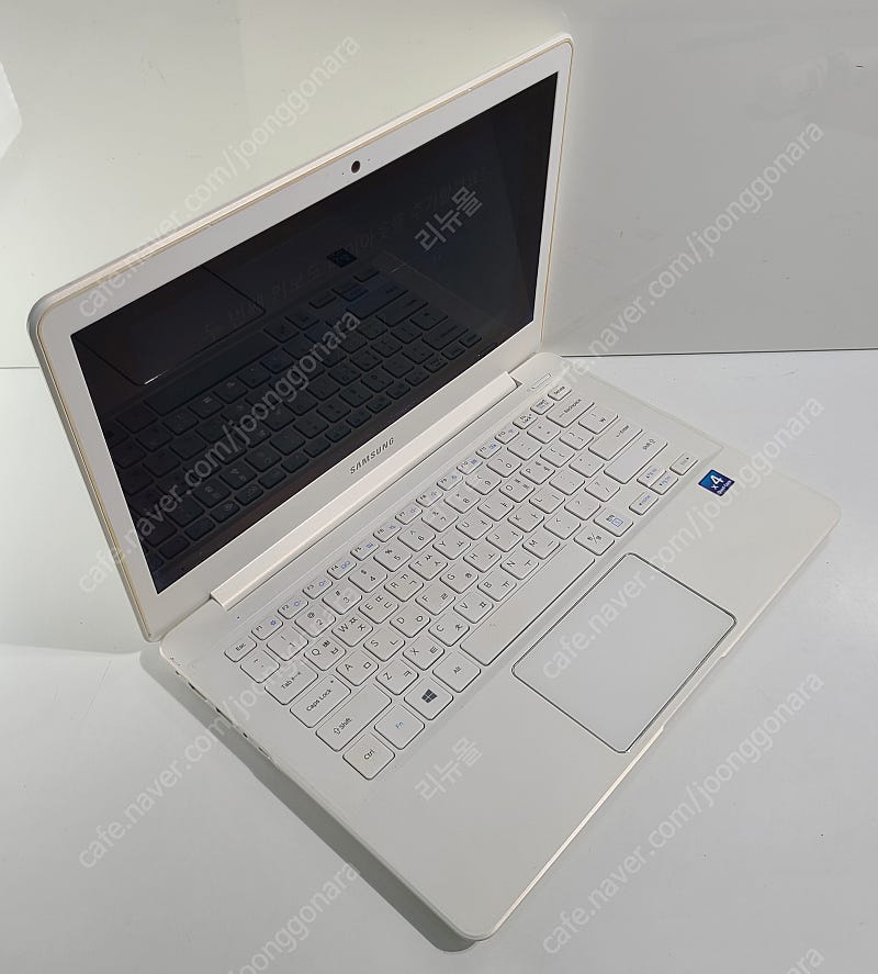 [판매]삼성 노트북9 NT905S3K-K43W 4GB/SSD128GB 13인치 중고노트북