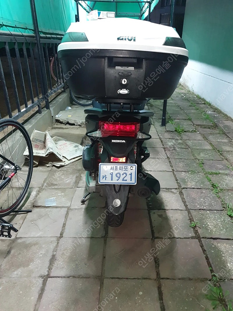15년식 올뉴pcx 판매합니다.--2